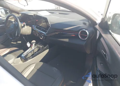 2025 Chevrolet Trax Fwd 2Rs from USA, damaged, VIN KL77LJEP4SC216398